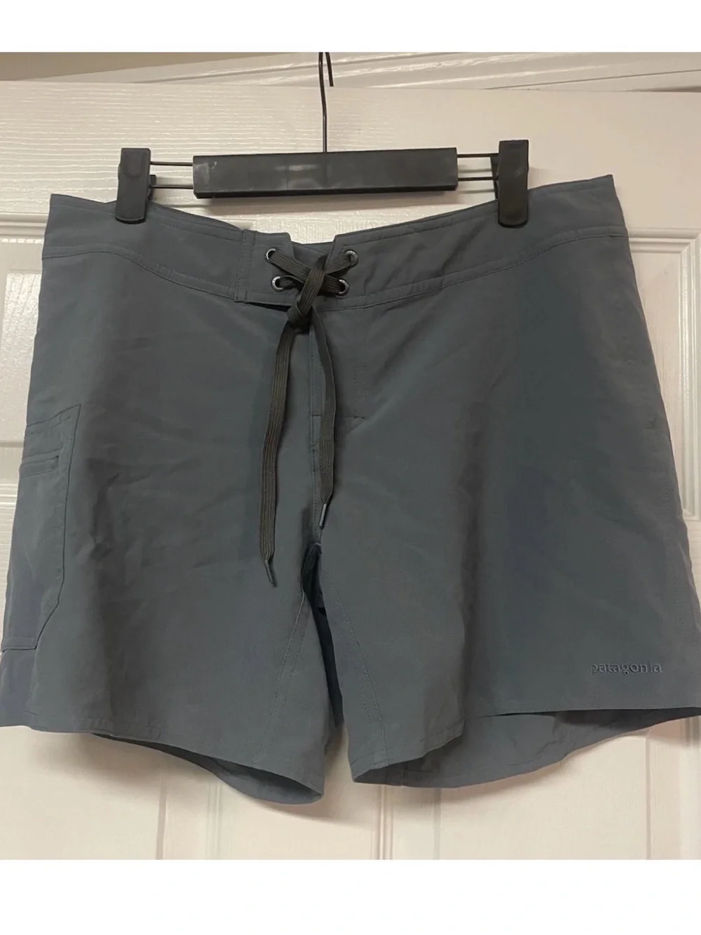 Patagonia Stretch Hydropeak Boardshorts Cargo Shorts 5” Inseam Grey Size 8 hikin - Picture 2 of 8